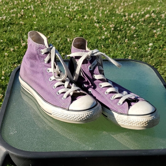 Converse Other - Purple Chuck Taylor All Star Converse size 6